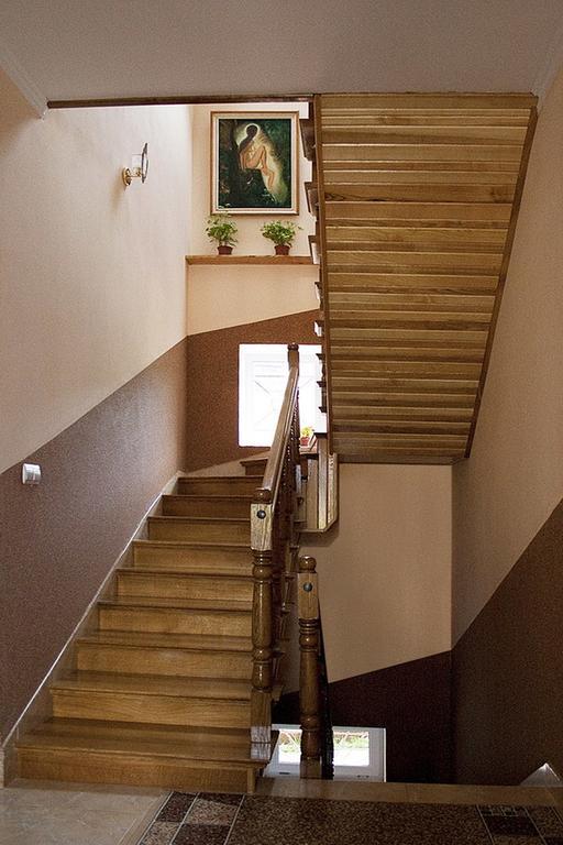 Hotel Sadiba "Lisova Pisnia" Synyak Esterno foto
