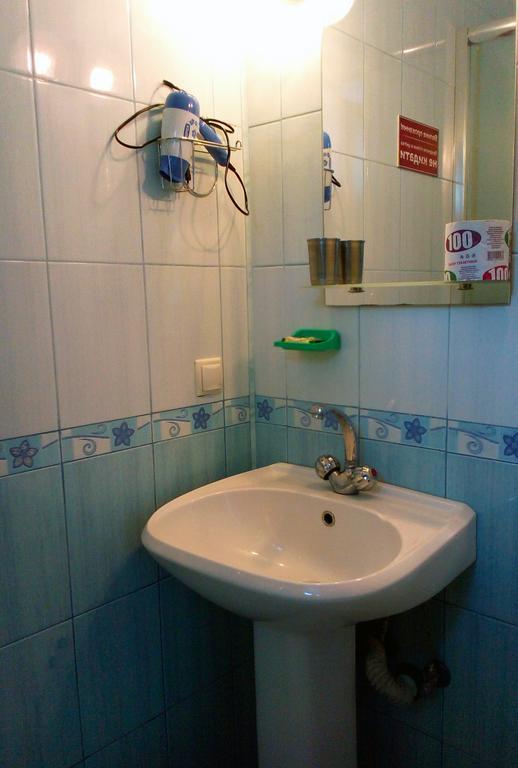 Hotel Sadiba "Lisova Pisnia" Synyak Esterno foto